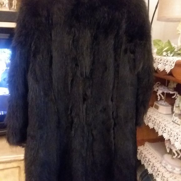 Price drop!!! velvety black fur coat! - Picture 10 of 10
